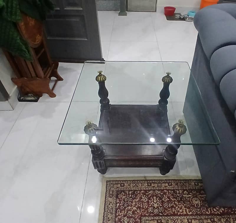 center table and  2 side tables 1