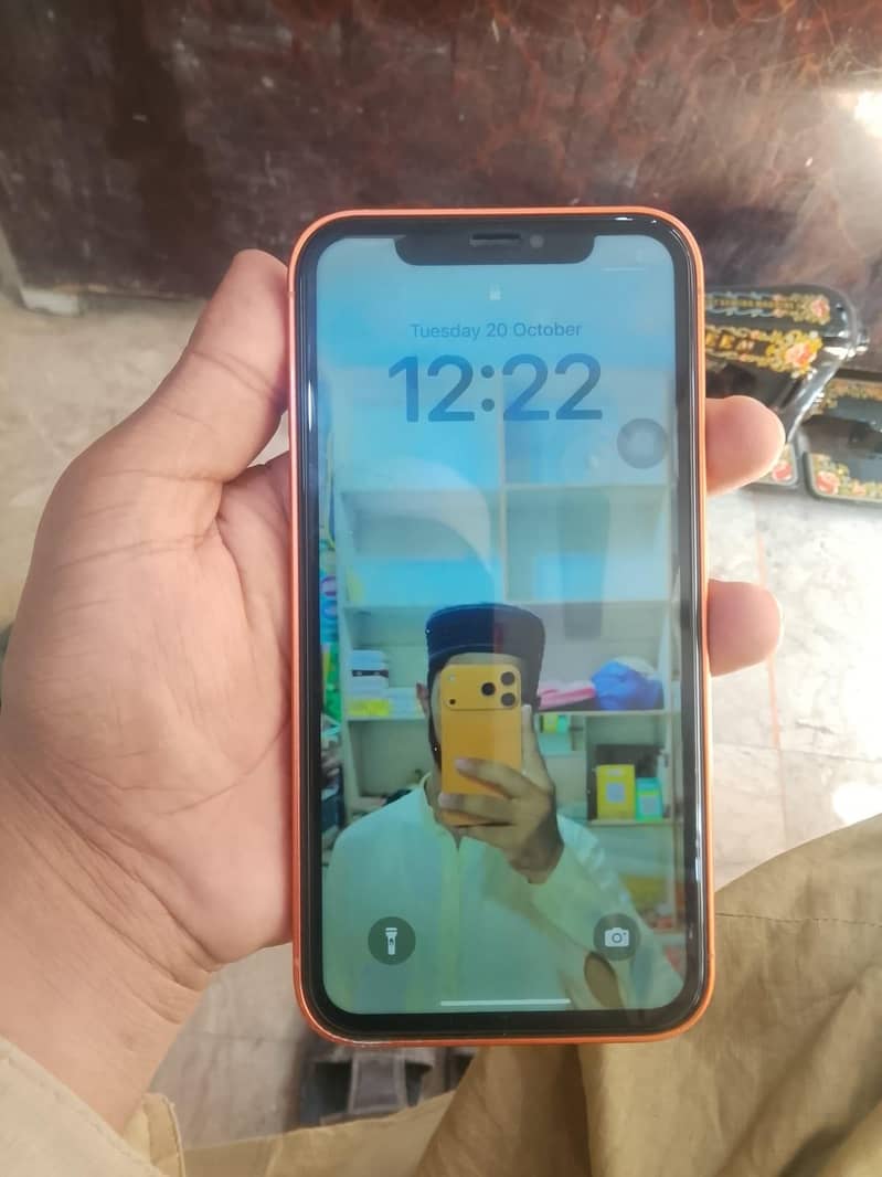 Apple iPhone XR 1