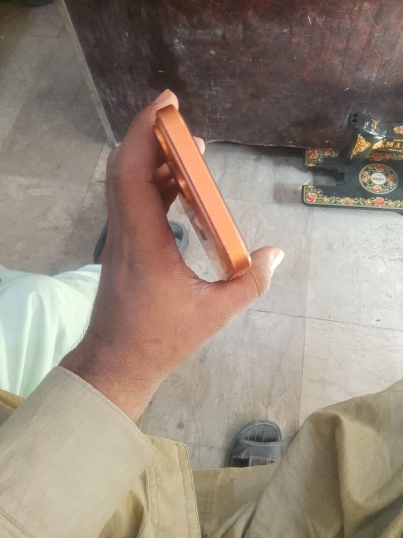 Apple iPhone XR 4