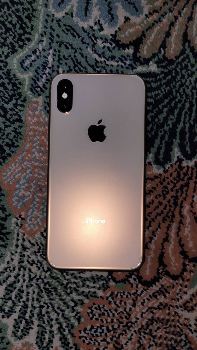 Apple iPhone XS 5
