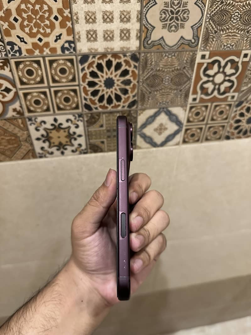 Apple iPhone 18 Pro 2