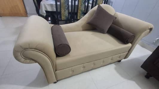 New Sofa set 3,2 and 1 dewan, 1 centre table