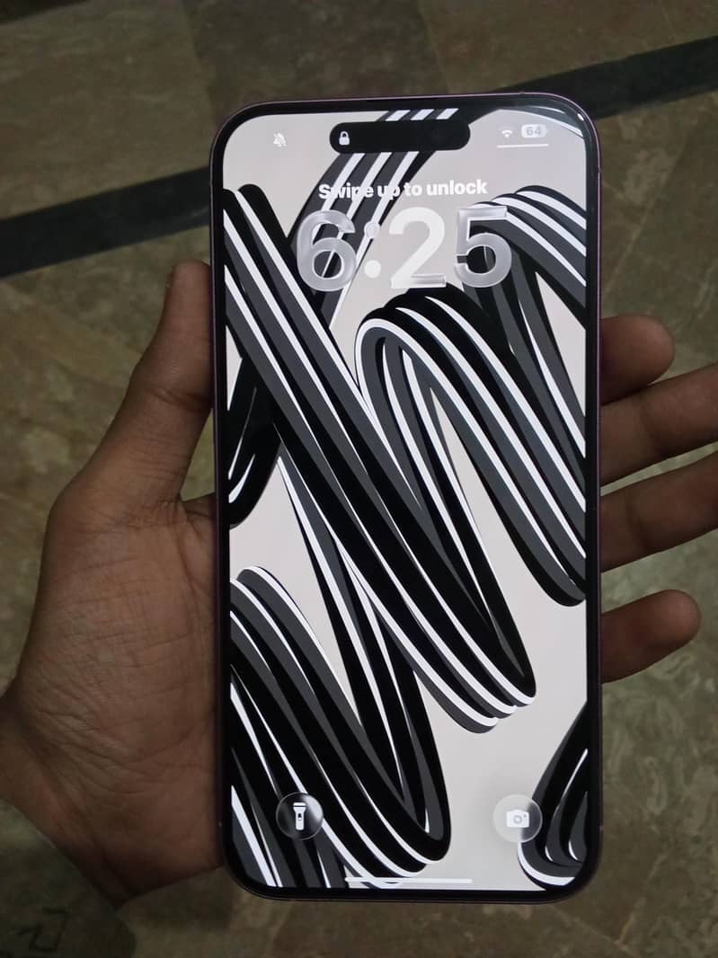 Apple iPhone 16 Plus 1