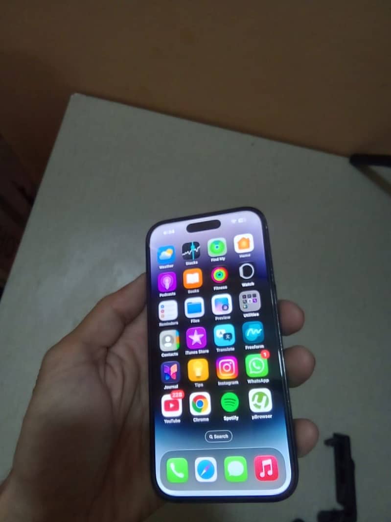Apple iPhone 14 Pro 4