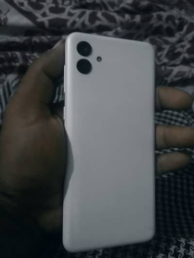 Samsung Mobile A04