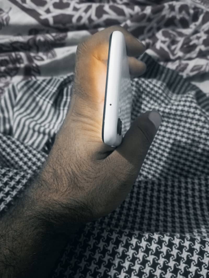 Samsung Mobile A04 4