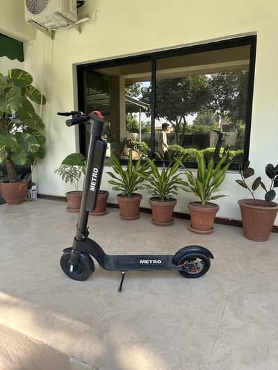 Metro X8 Foldable Electric Scooter