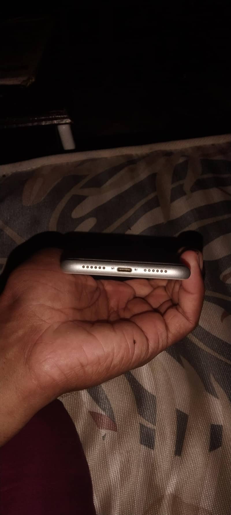 Apple iPhone XR 1