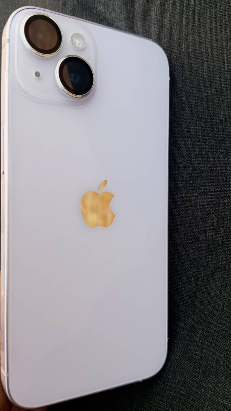 Apple iPhone 14 3