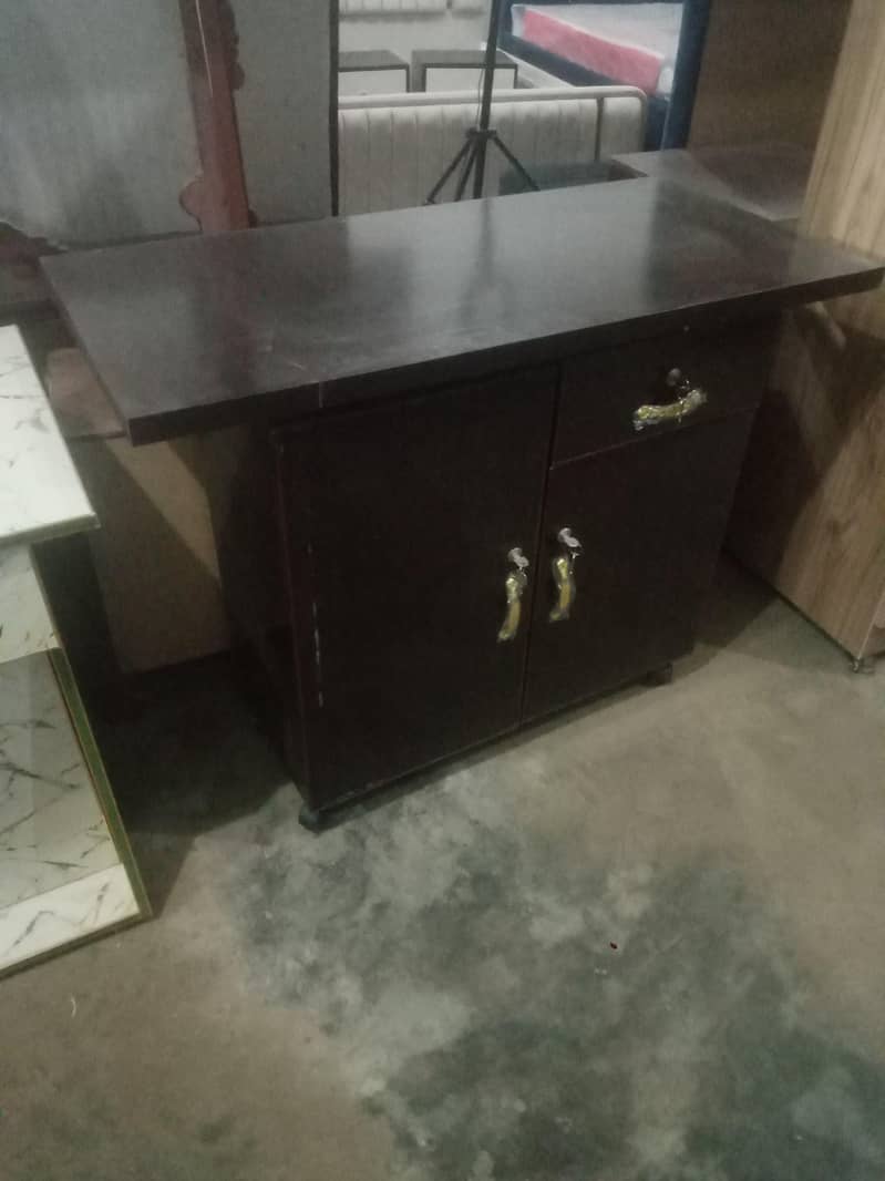 iron stand 1