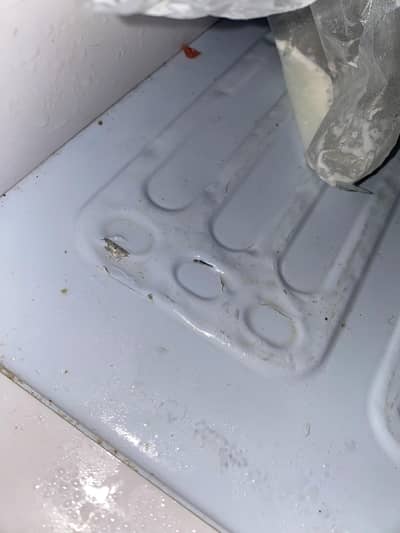 waves refrigerator bechne h gas dalegi  or taanka lagega 7000 ka kharc