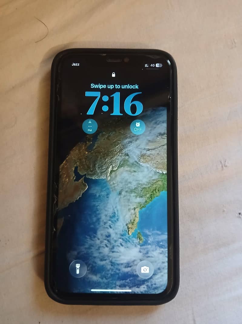 Apple iPhone 11 0