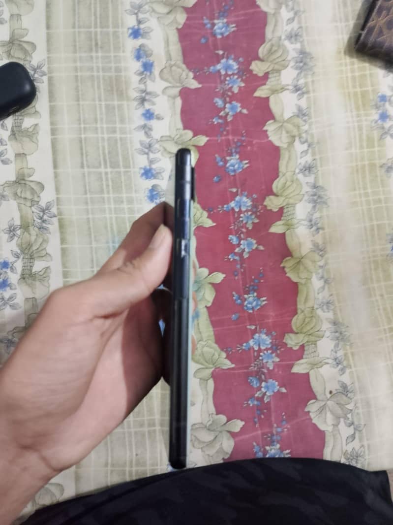 Google Pixel 6a 3