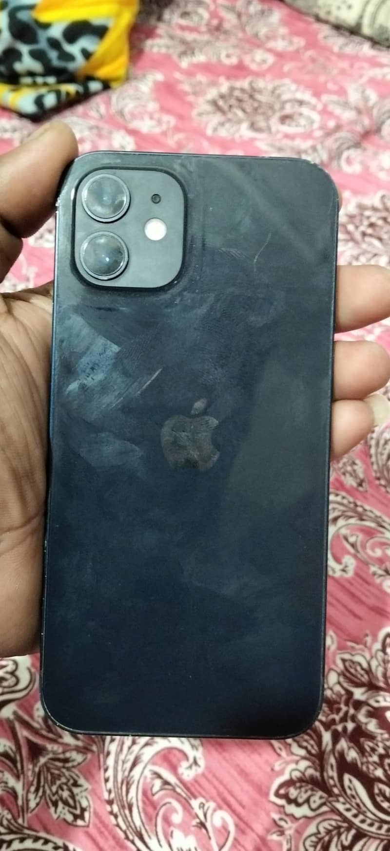 Apple iPhone 12 3