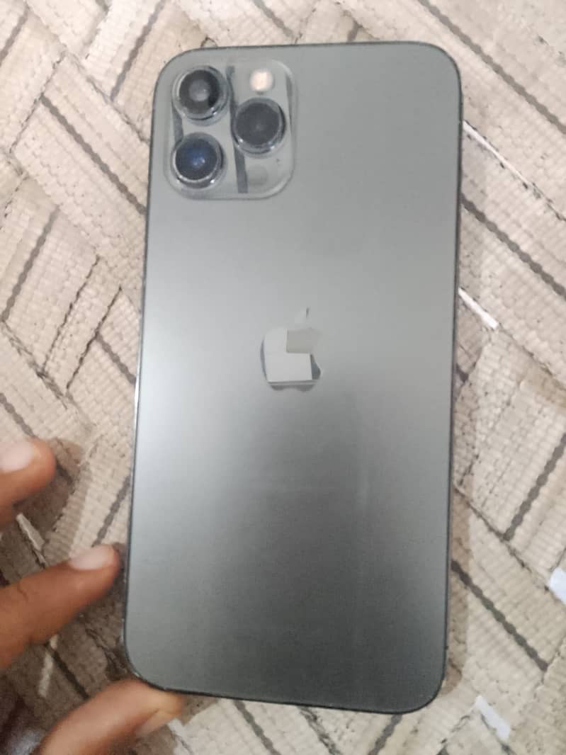 Apple iPhone 12 Pro Max 3