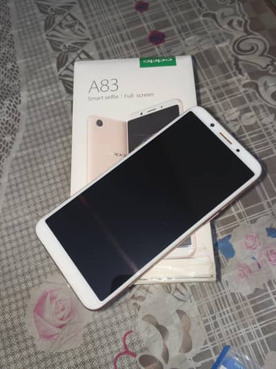 OPPO A83