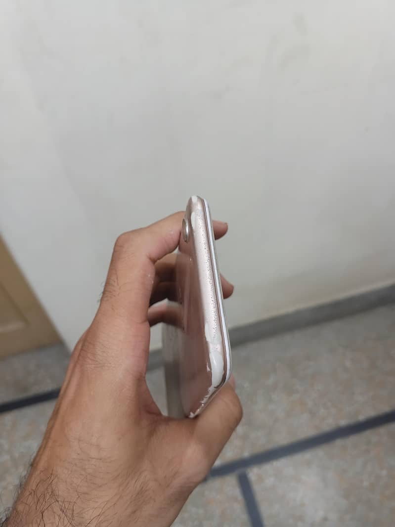 OPPO A83 6