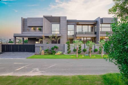 ANW REAL ESTATE PROUDLY OFFERS: 2 KANAL ELEGANT AND FULLY MAINTAINED SUPER HOT LOCATED BUNGALOW IS AVAILABLE IN THE BEST BLOCK OF DHA PHASE 7 - LAHORE.