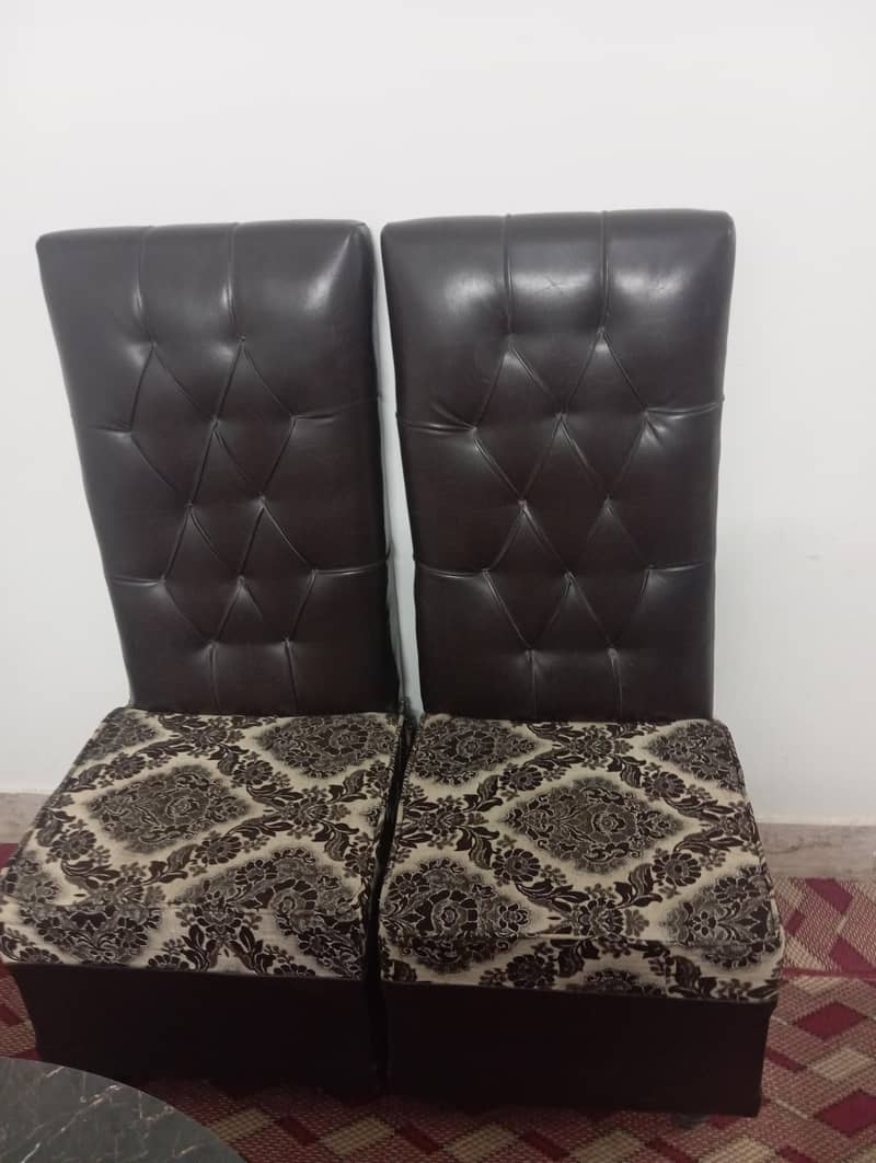 Stylish Compact Sofa Cum Bed with 2 Stools 2