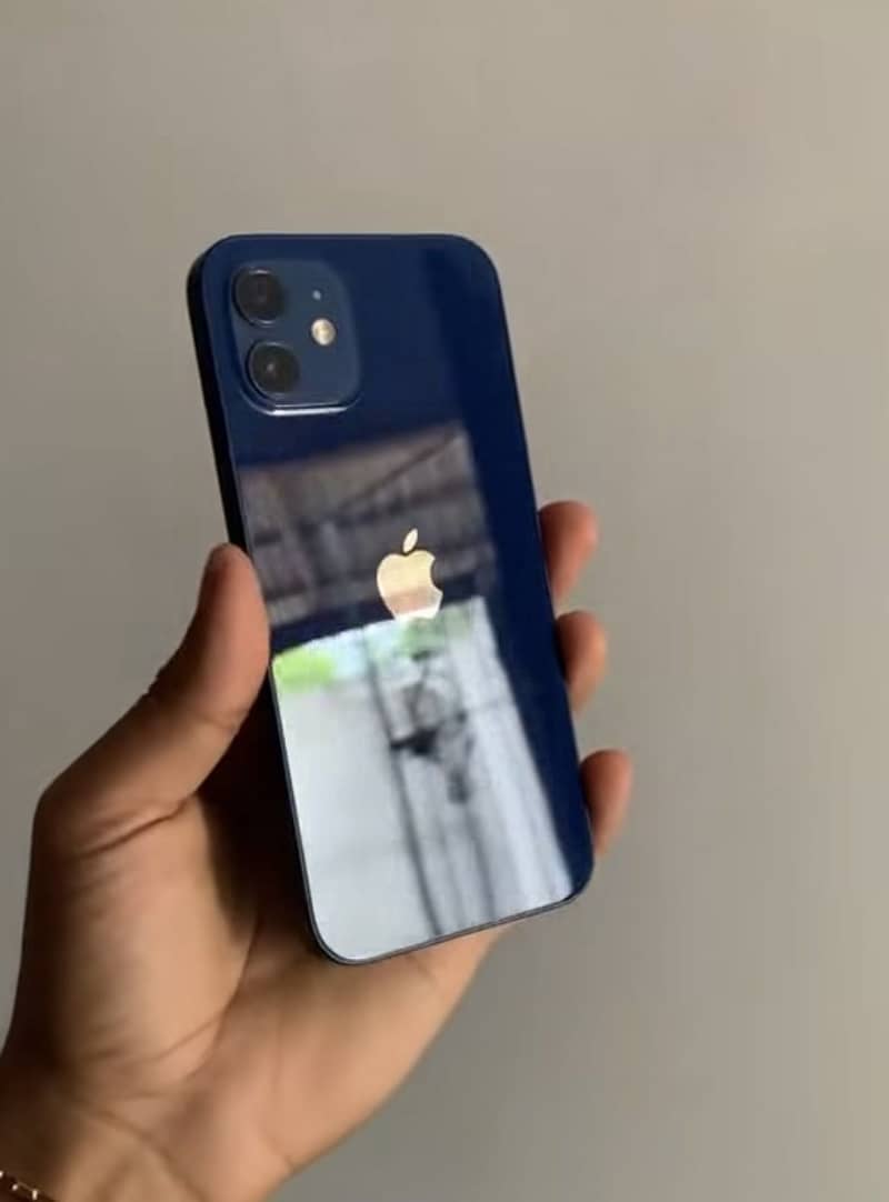 iPhone 12 jv 0