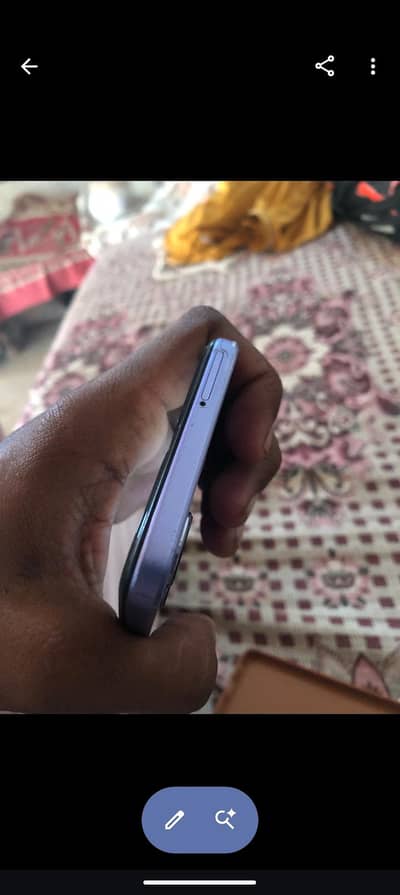 Vivo Y17s V good phone  one Hand use