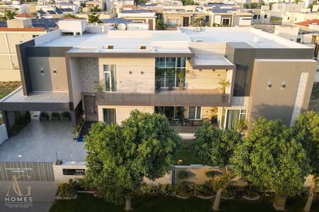 ANW REAL ESTATE PROUDLY OFFERS: 2 KANAL ELEGANT AND FULLY MAINTAINED SUPER HOT LOCATED BUNGALOW IS AVAILABLE IN THE BEST BLOCK OF DHA PHASE 7 - LAHORE.