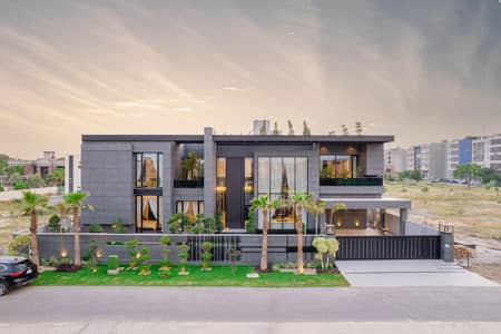 ANW REAL ESTATE PROUDLY OFFERS: 2 KANAL ELEGANT AND FULLY MAINTAINED SUPER HOT LOCATED BUNGALOW IS AVAILABLE IN THE BEST BLOCK OF DHA PHASE 6 - LAHORE.