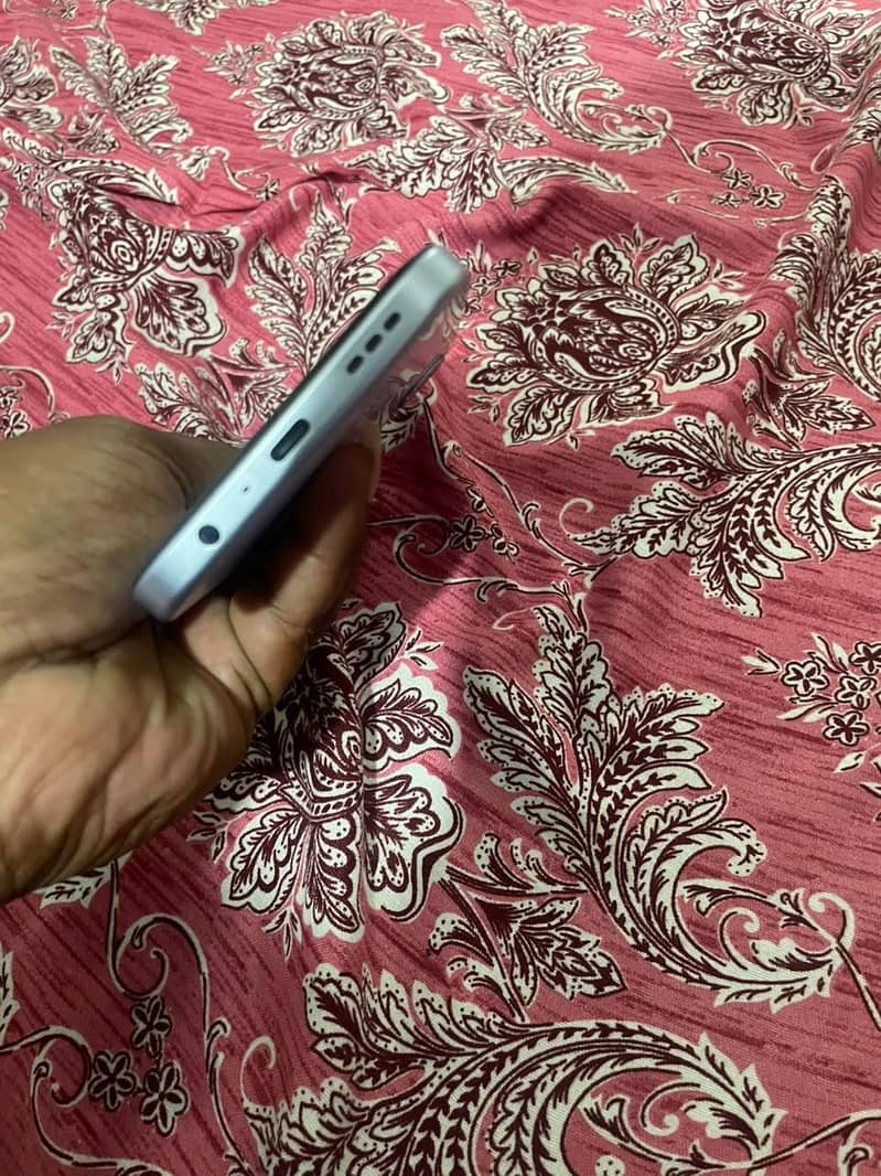 OPPO A6k 1