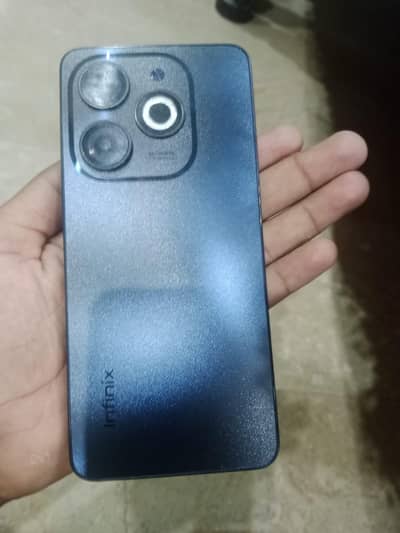 Infinix Smart 8 Pta Approved A1 condtion