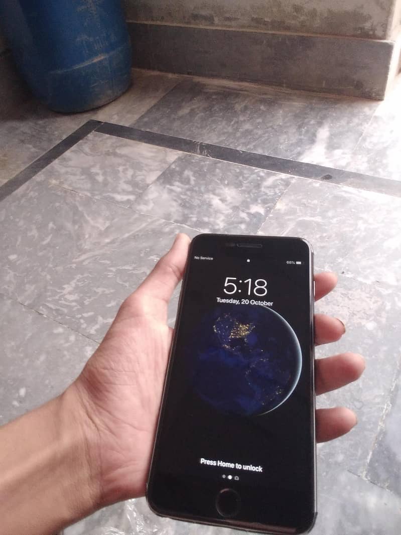 Apple iPhone 6S Plus 1