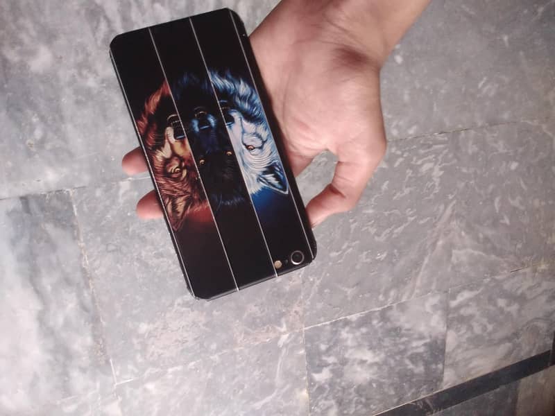 Apple iPhone 6S Plus 2