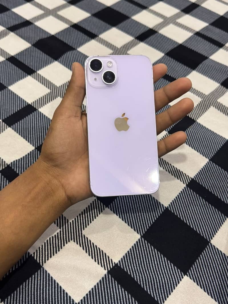 iPhone 14 1