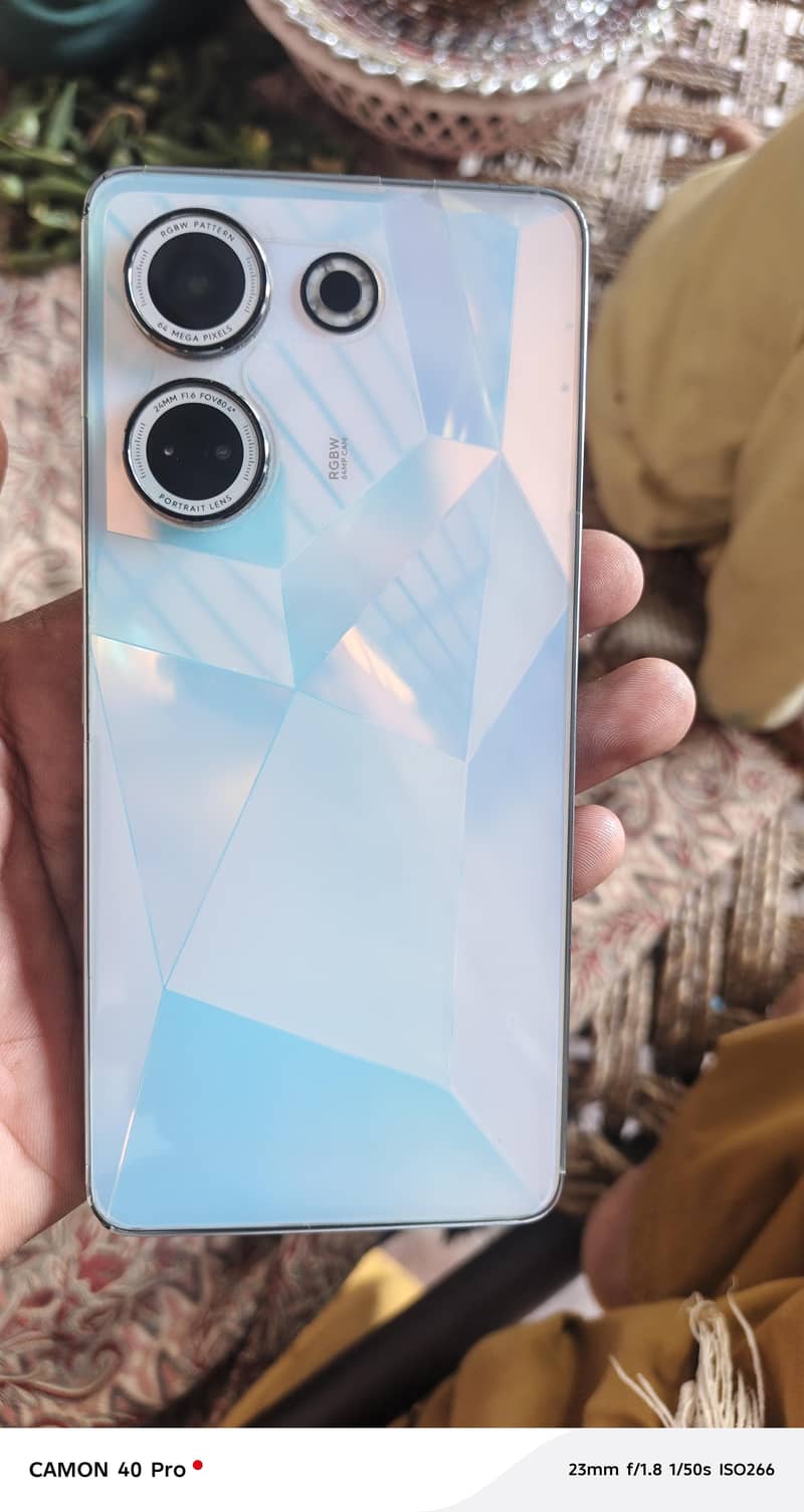 Tecno CAMON 20 1