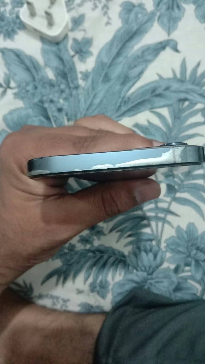 Apple iPhone 12 Pro Max 5
