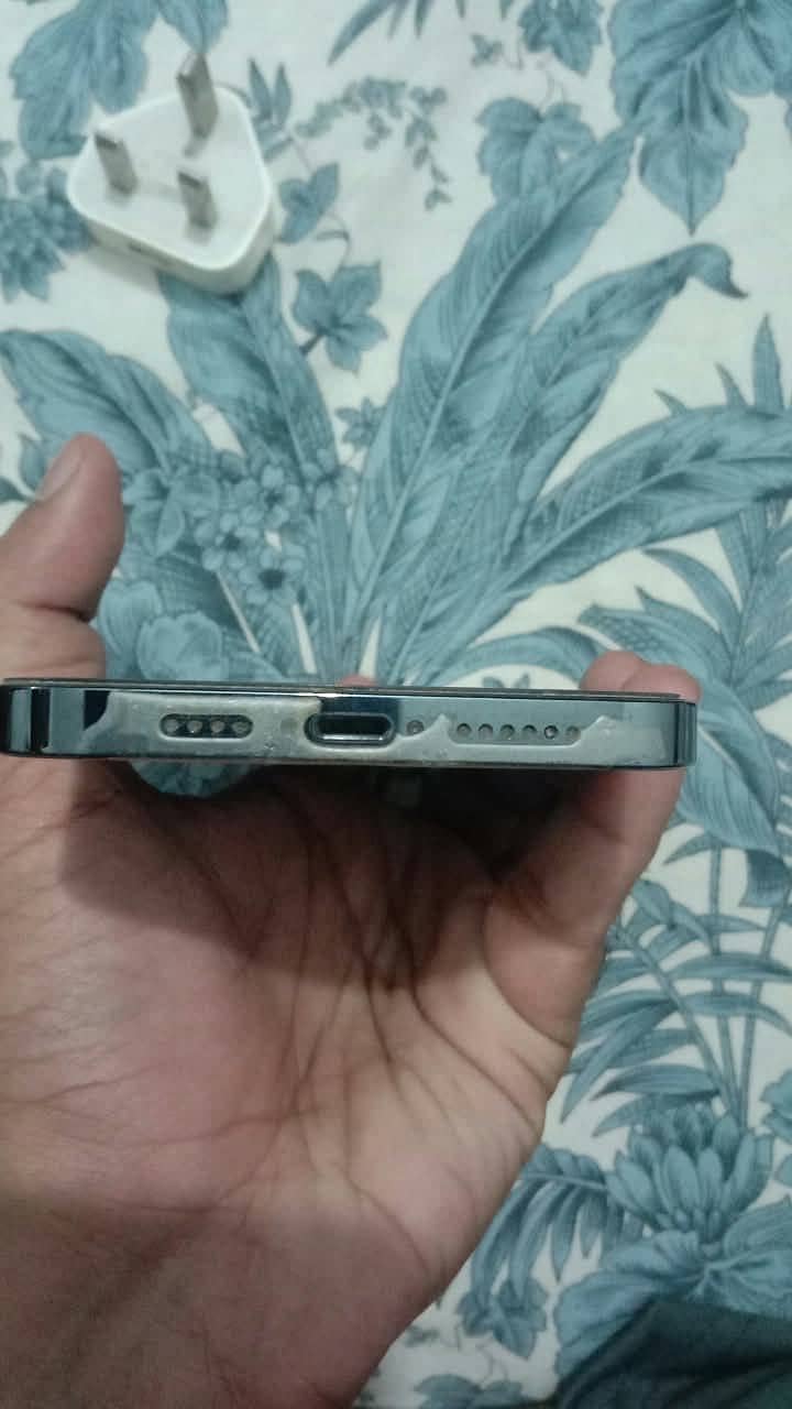 Apple iPhone 12 Pro Max 6