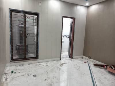 5 Marla Loer Porshion For Rent Prime Location