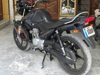Yamaha YBR 125 ESD (Model 2022)