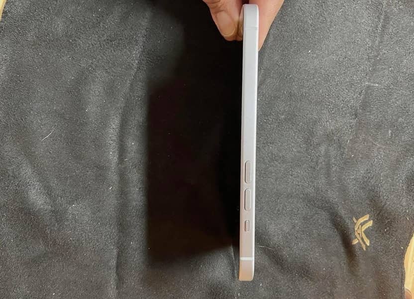 Apple iPhone 15 1