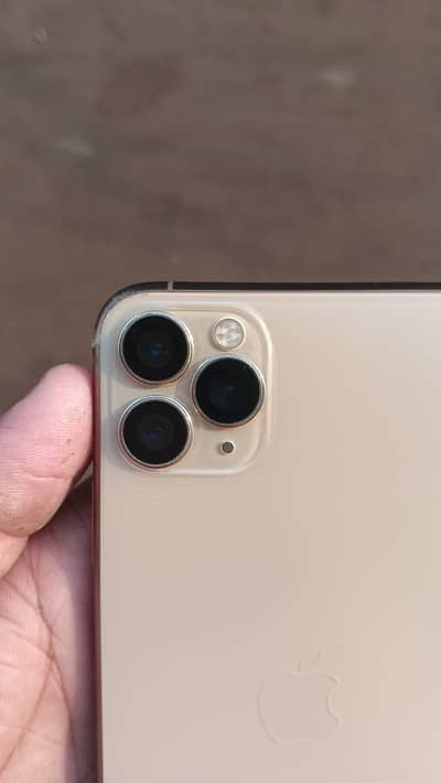 Apple iPhone 11 Pro Max dual sim officiall pta water pack