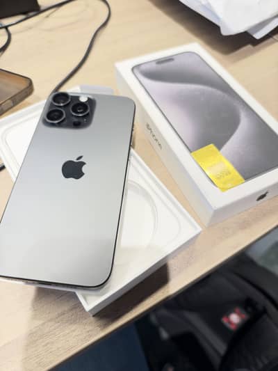 Apple iPhone 15 Pro Max