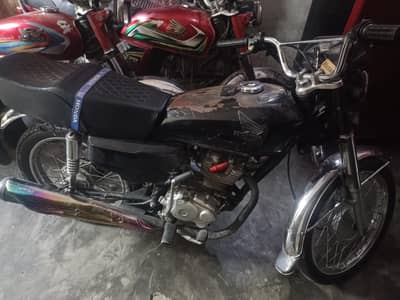 Honda 125 colour black I