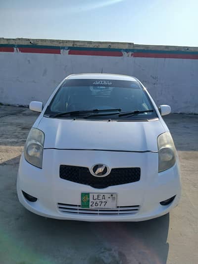 Toyota Vitz 2006