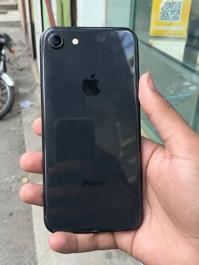 Apple iPhone 8
