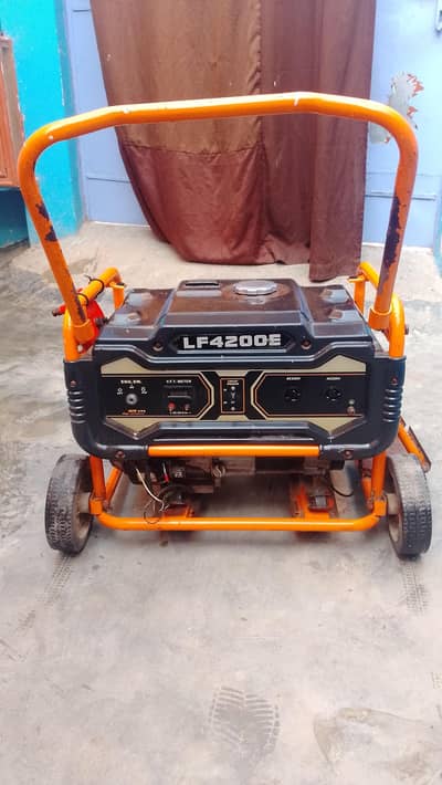 LF4200E