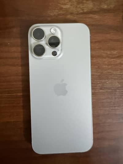 Apple iPhone 16 Pro Max