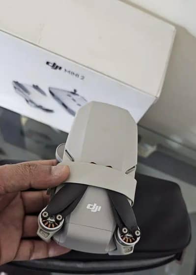 DJ I drone mini 2 complete Saman teen battery ek controller