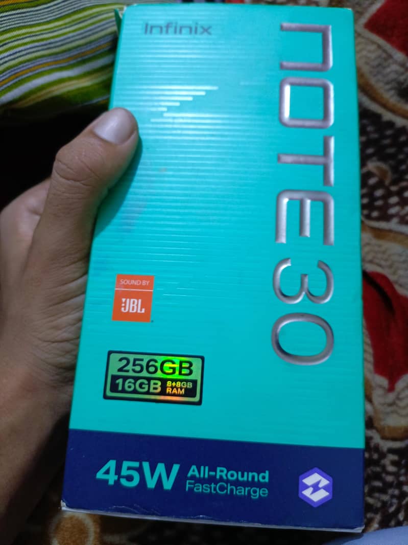 Infinix Note 30 7