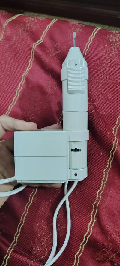 Braun Electric Toothbrush – Made in Germany