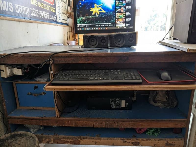 Palai office table 1