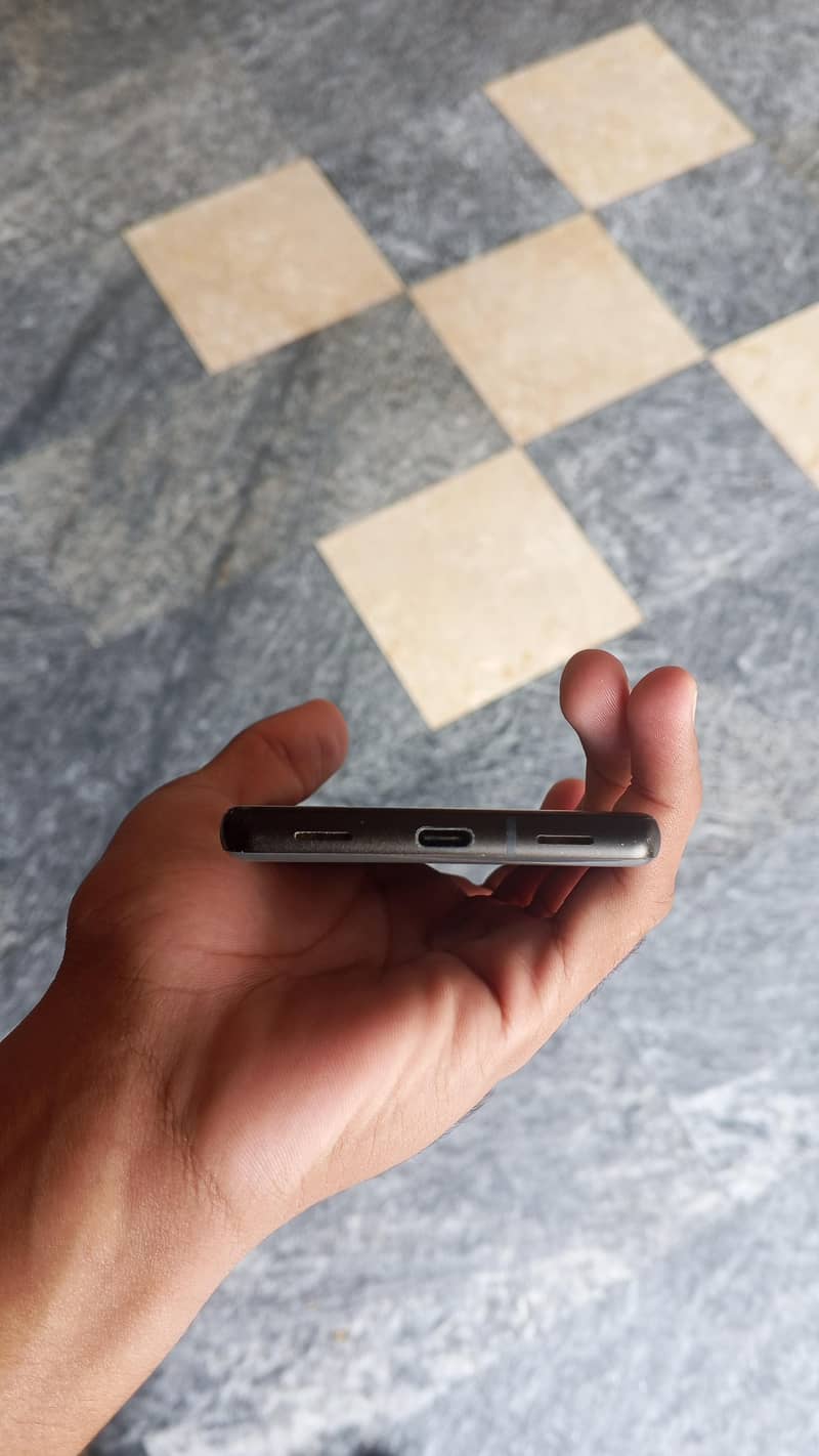 Google Pixel 6a 4